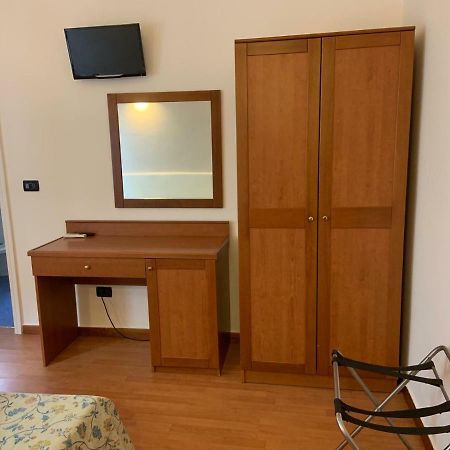 Hotel Lungomare Reggio di Calabria Kültér fotó