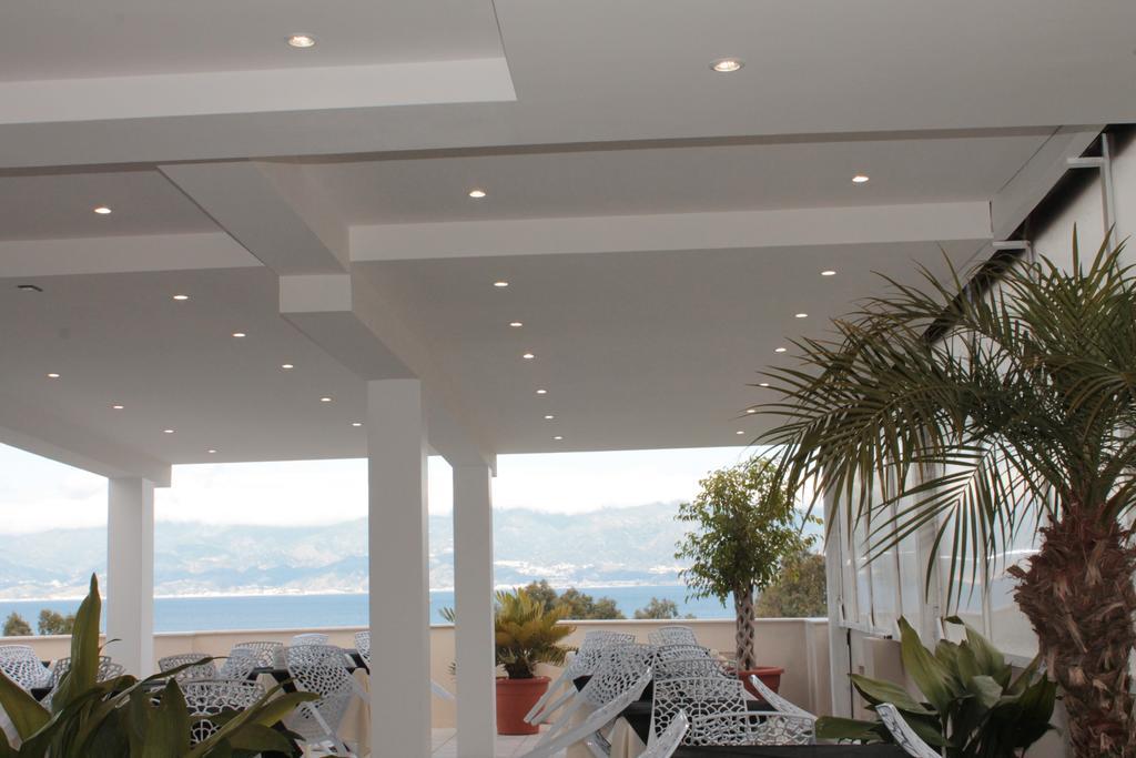 Hotel Lungomare Reggio di Calabria Kültér fotó