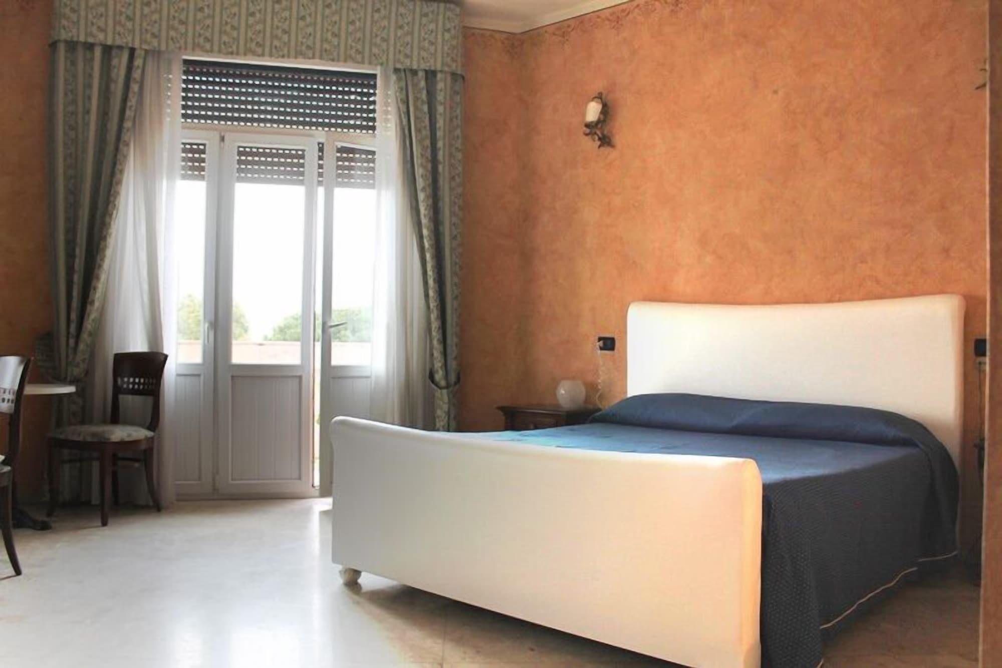 Hotel Lungomare Reggio di Calabria Kültér fotó
