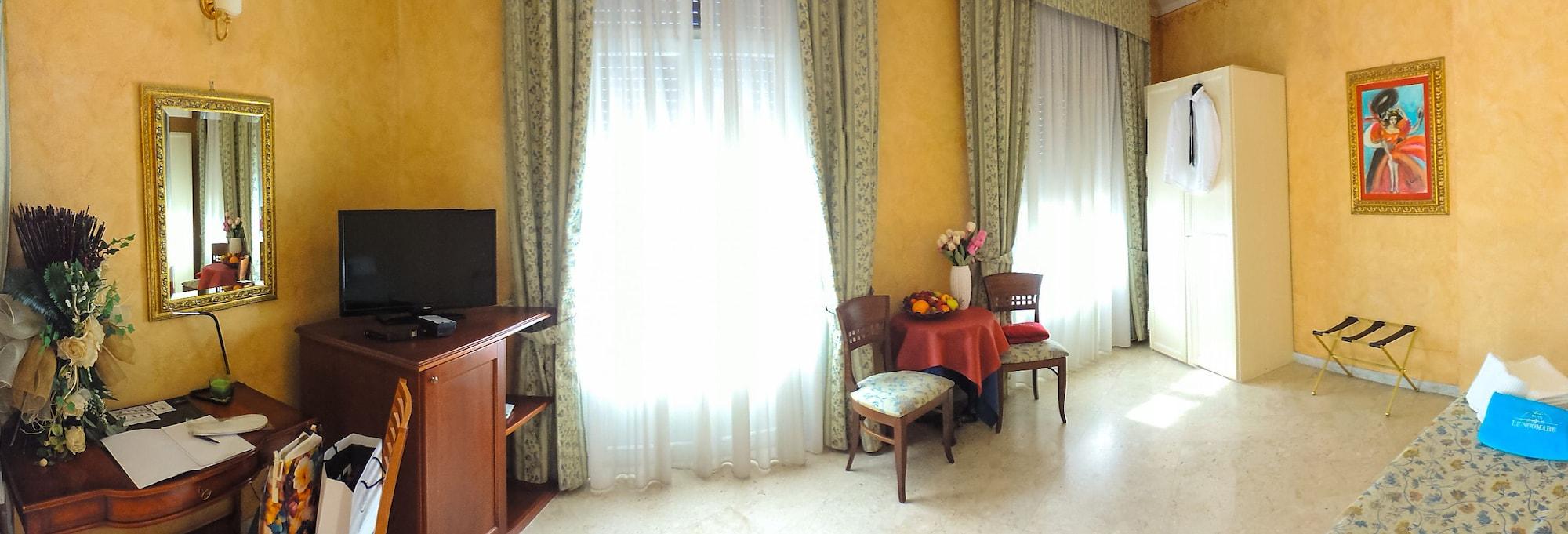 Hotel Lungomare Reggio di Calabria Kültér fotó