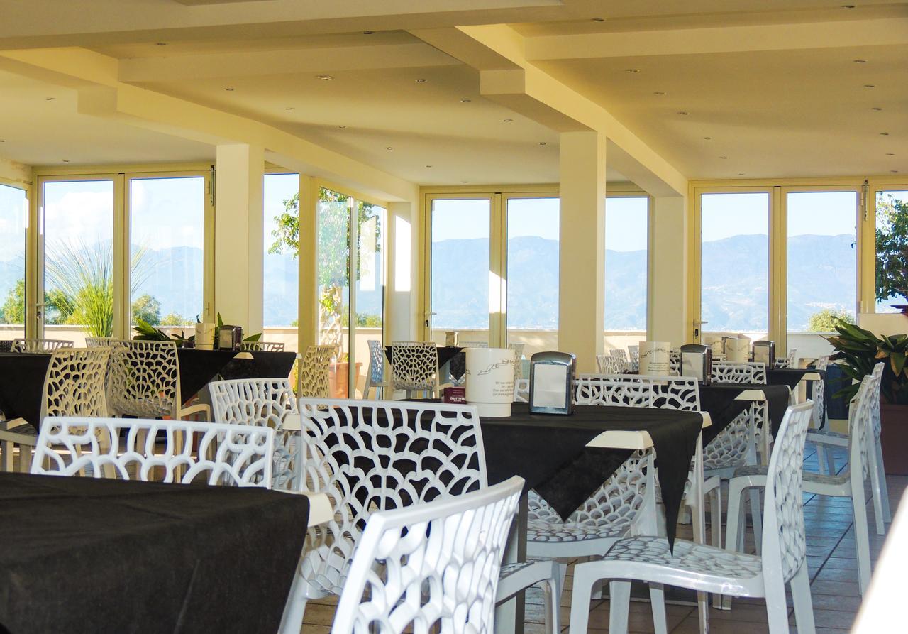 Hotel Lungomare Reggio di Calabria Kültér fotó