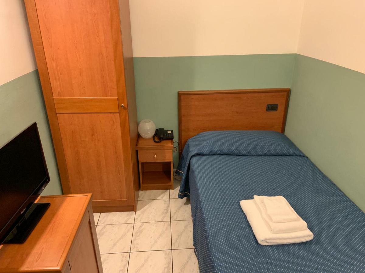 Hotel Lungomare Reggio di Calabria Kültér fotó