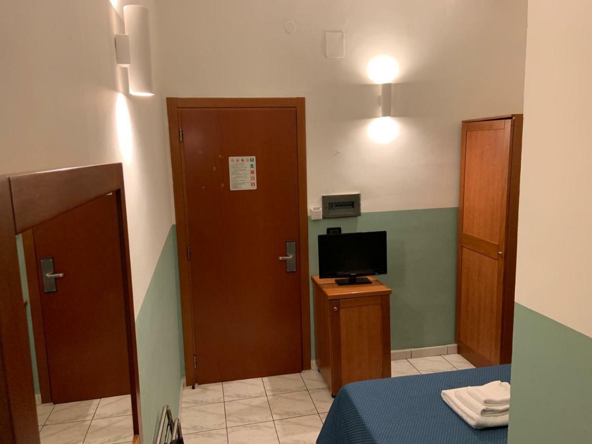 Hotel Lungomare Reggio di Calabria Kültér fotó