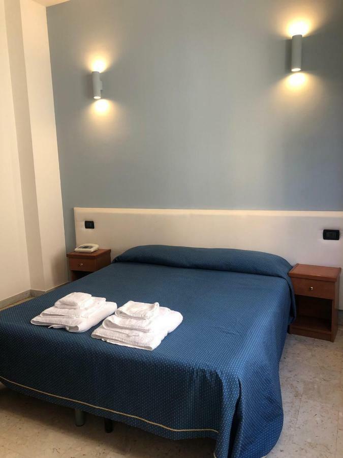 Hotel Lungomare Reggio di Calabria Kültér fotó
