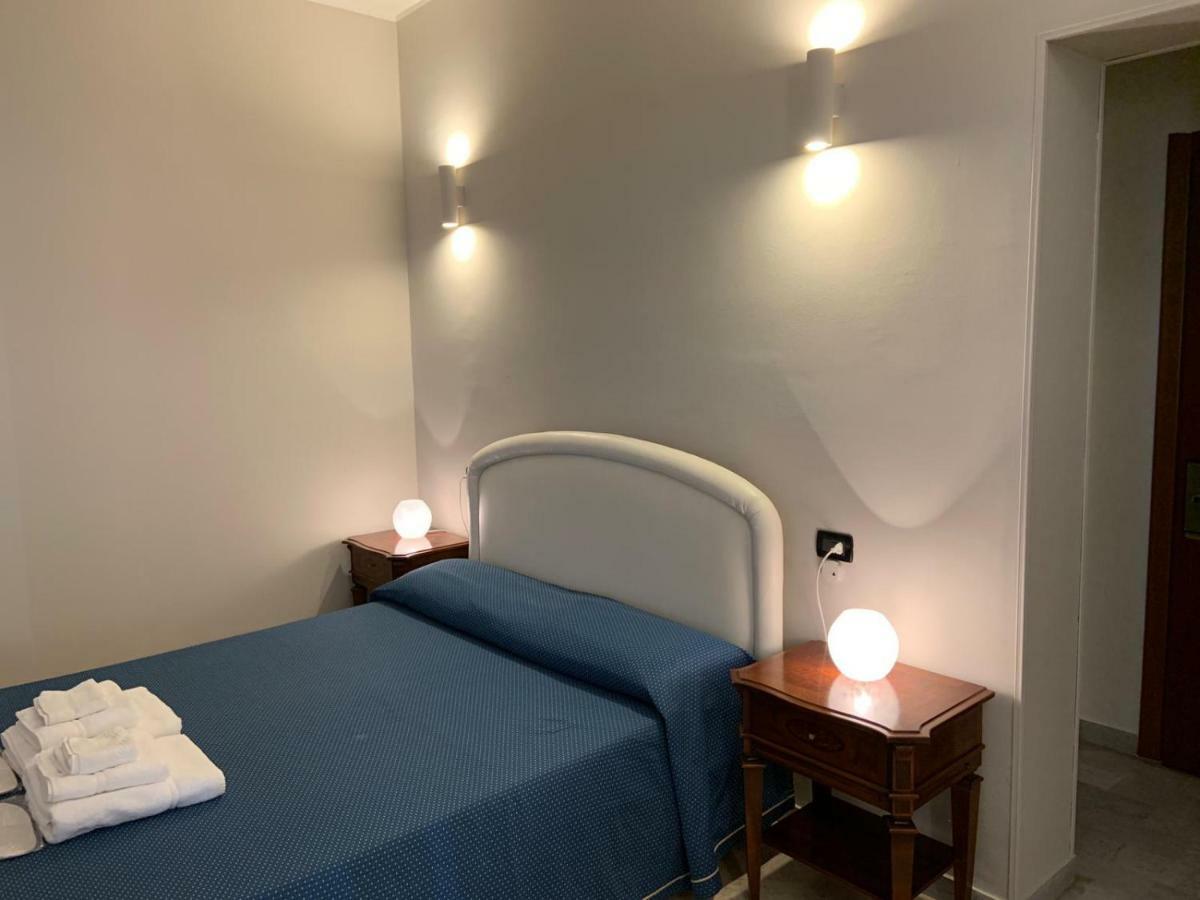 Hotel Lungomare Reggio di Calabria Kültér fotó