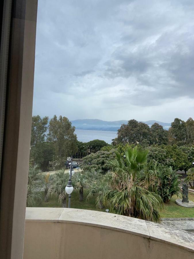 Hotel Lungomare Reggio di Calabria Kültér fotó